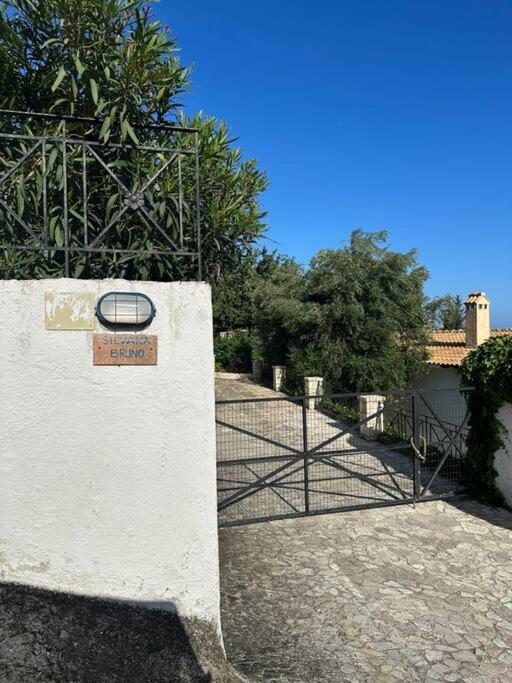 Vila Mount Minis - Casa Bruno Sívota Exteriér fotografie
